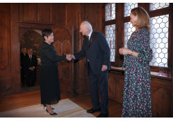 ЭЛЧИН САЙД ВАДУЦ ШИЛТГЭЭНД БОЛСОН  ШИНЭ ЖИЛИЙН АРГА ХЭМЖЭЭНД ОРОЛЦОВ