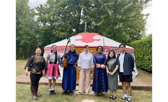 MONGOLIAN ARTISTS WELCOMED AT THE EMBASSY OF MONGOLIA